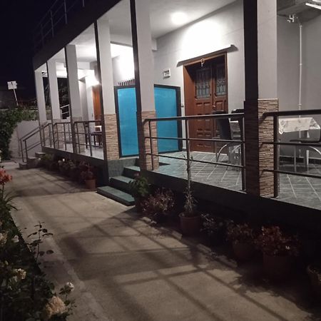 Vila N Dervishi Vlorë Екстериор снимка