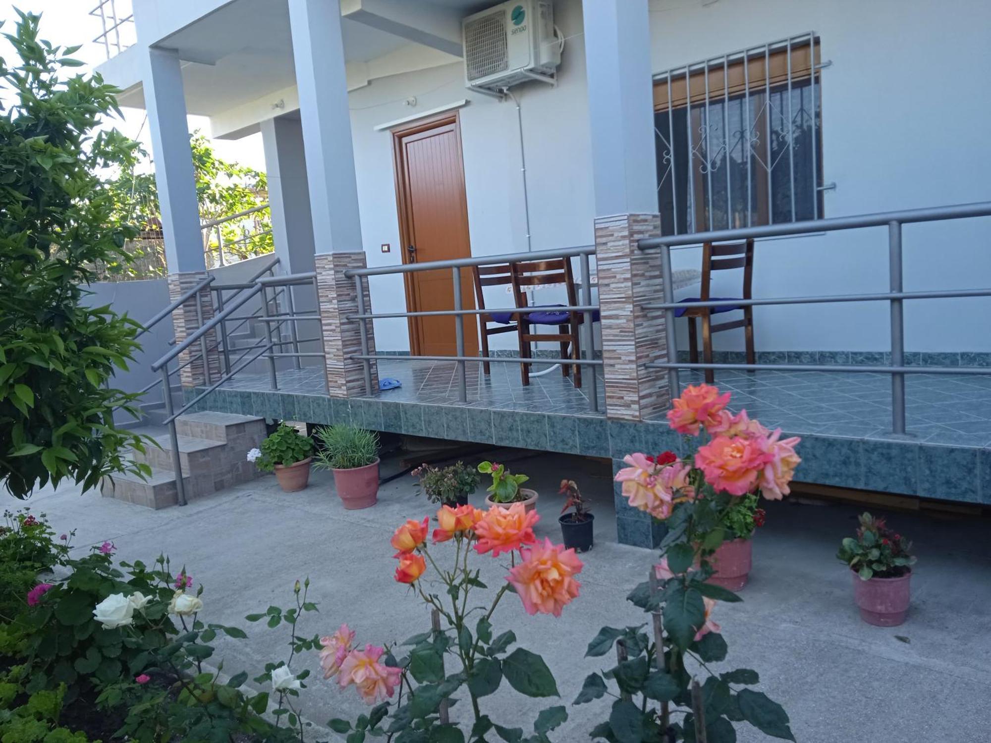Vila N Dervishi Vlorë Екстериор снимка