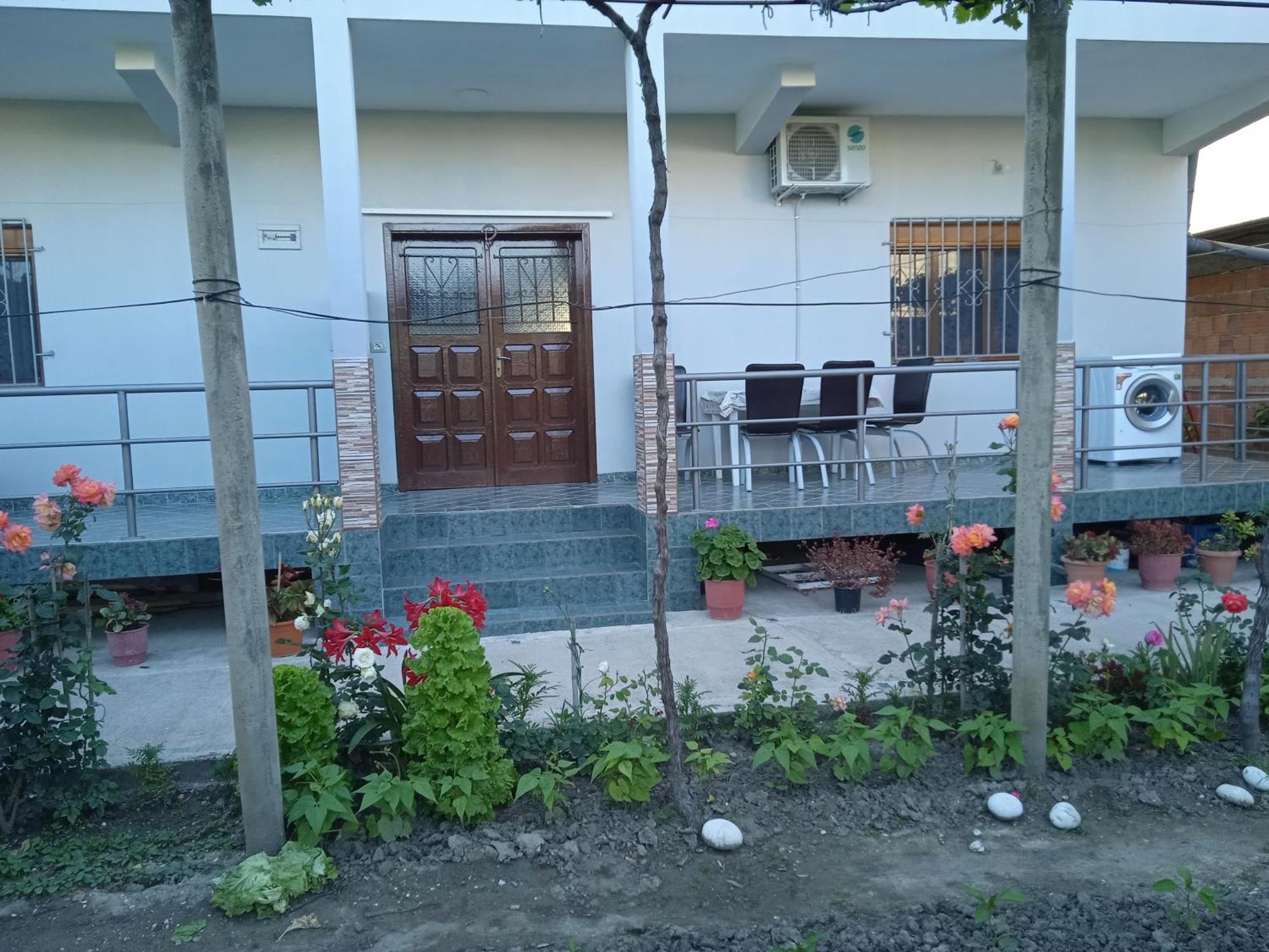Vila N Dervishi Vlorë Екстериор снимка